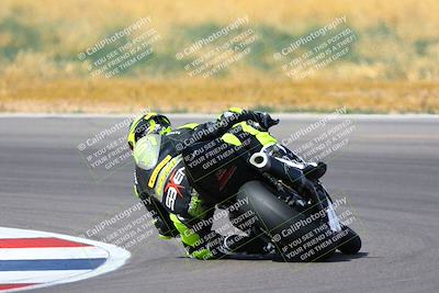 media/Apr-30-2023-CRA (Sun) [[020fcf5d43]]/Race 11-600 Expert Superbike/